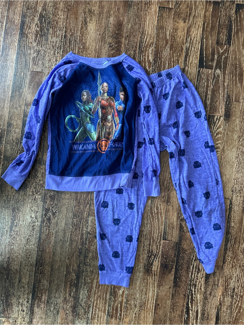 Wakanda Forever Black Panther PJs size L